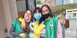 Lali Espósito se fue a vacunar y la atendió una fanática: «Menos mal que no renuncié»