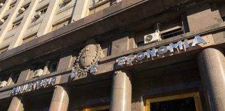 El Ministerio de Economía aclaró que no hubo recortes en las áreas de discapacidad