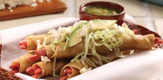 Prepara unas sencillas y deliciosas flautas de salchicha