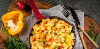 Receta de Huevos al curry con jamón