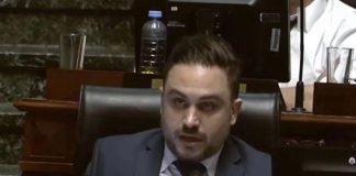 La violencia de Ramiro Marra con una panelista cuando lo incomodó