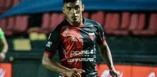 Colón: Pipo Gorosito sufre la baja de otro jugador y se le desarma el equipo titular