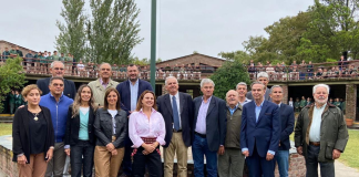 Florito, Pichetto y Reutemann visitaron la Primera Escuela Agroecológica del país