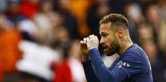 Neymar fue operado con éxito de su tobillo derecho y se perderá lo que resta de temporada