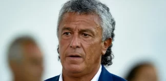 El técnico de Colón se despachó con todo ante el arbitraje