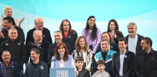 Cristina unió al peronismo, pidió nuevo acuerdo con el FMI y estiró definiciones electorales