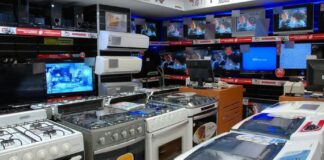 Negocian congelamiento de precios de celulares, motos, heladeras y electro hasta las PASO