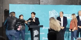 Axel Kicillof recibió a la mujer del incidente en Brandsen
