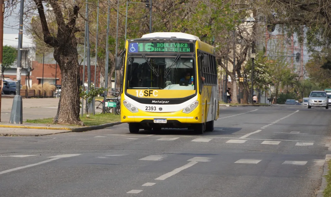 Colectivos Santa Fe: el servicio de transporte es normal en la ciudad ...