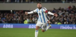 Selección Argentina frente a Ecuador: Lionel Messi  anotó un golazo de tiro libre para la victoria en
