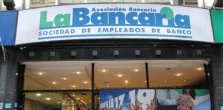 Bancaria acordó un adelanto para octubre de 21,8%  y el salario mínimo será de 0.000