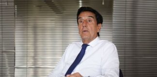 Se filtran audios de Carlos Melconian que lo involucran en un caso de corrupción estatal