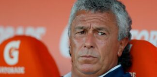 Colón: Renunció Gorosito y dejó de ser entrenador