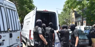 Trasladaron a 40 presos desde la Alcaldía de Melincué hacia la Unidad Penal de Piñero